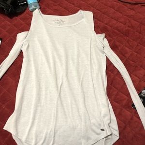 shoulder less long sleeve shirt